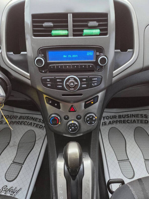 2015 Chevrolet Sonic LT Auto