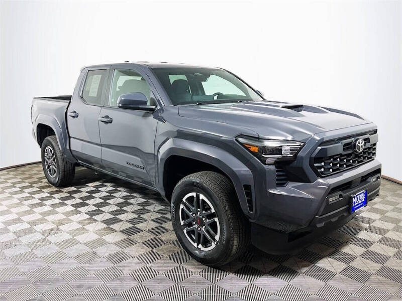 2024 Toyota Tacoma TRD Sport's photo