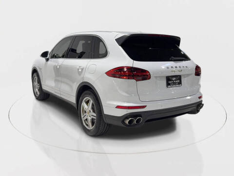 2015 Porsche Cayenne S E-Hybrid