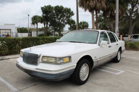 1996 Lincoln Town Car for sale at LIBERTY MOTORCARS INC in Royal Palm Beach FL