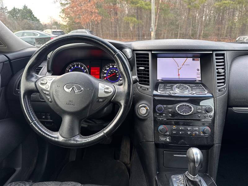 2011 Infiniti FX35