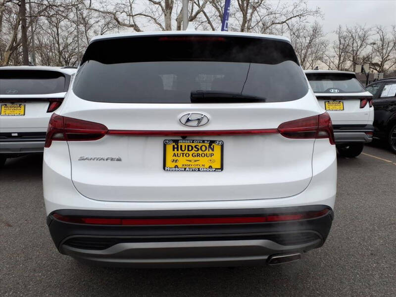 2023 Hyundai Santa Fe SE