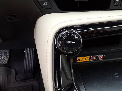 2025 Lexus NX 350h Luxury