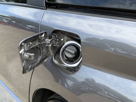 2024 Toyota Sienna LE 8-Passenger