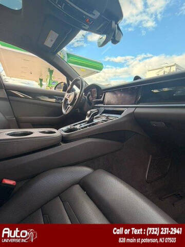 2017 Porsche Panamera