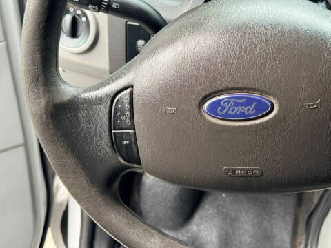 2013 Ford E-Series E-150