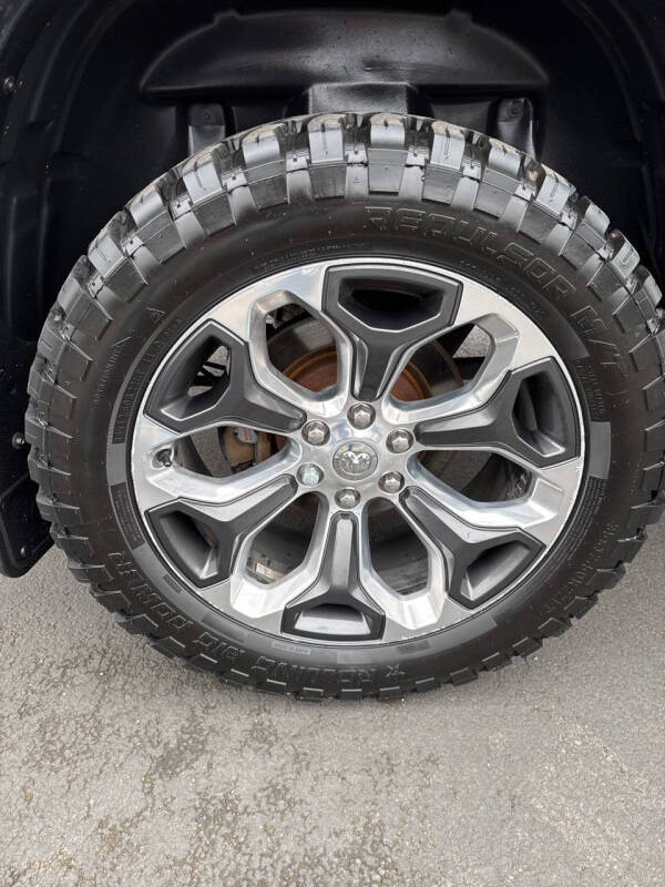 2020 RAM 1500 Laramie Longhorn