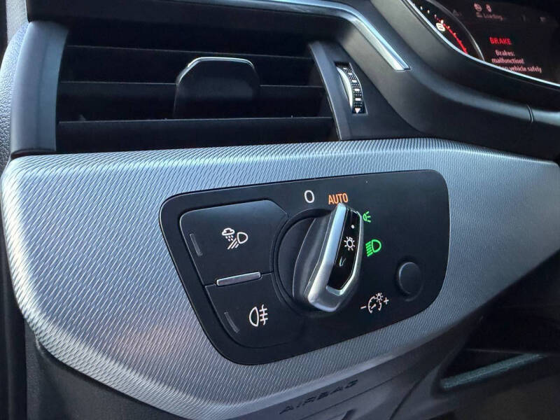 2017 Audi A4 2.0T quattro Premium