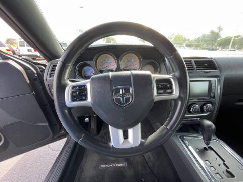 2014 Dodge Challenger SXT