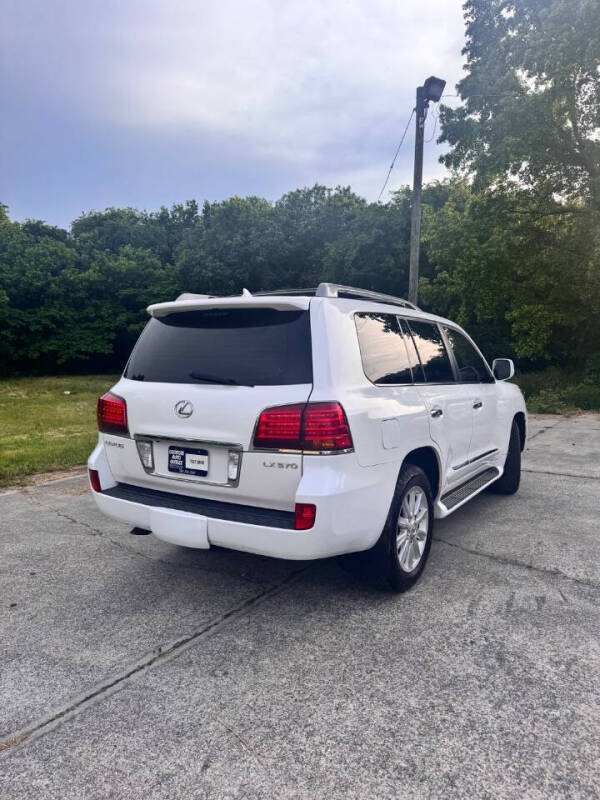 2009 Lexus LX 570