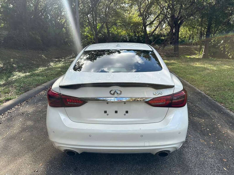 2021 Infiniti Q50 Luxe