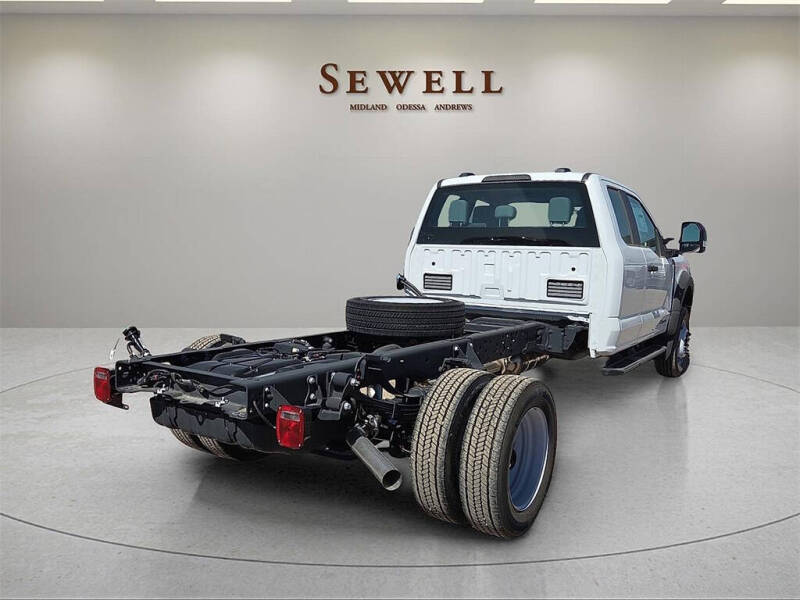 2025 Ford F-550 Super Duty