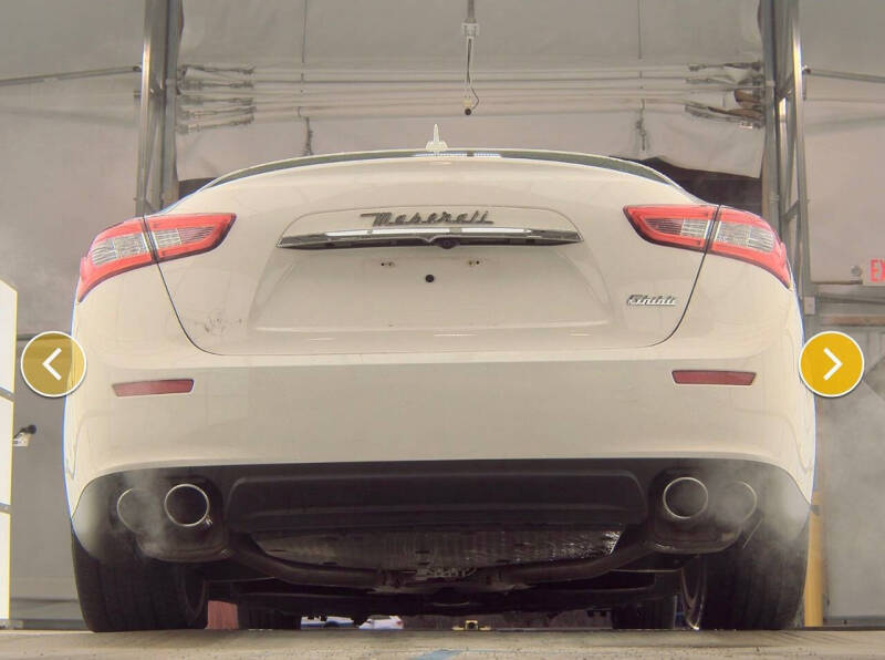 2015 Maserati Ghibli