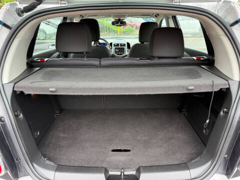 2013 Chevrolet Sonic LT Manual