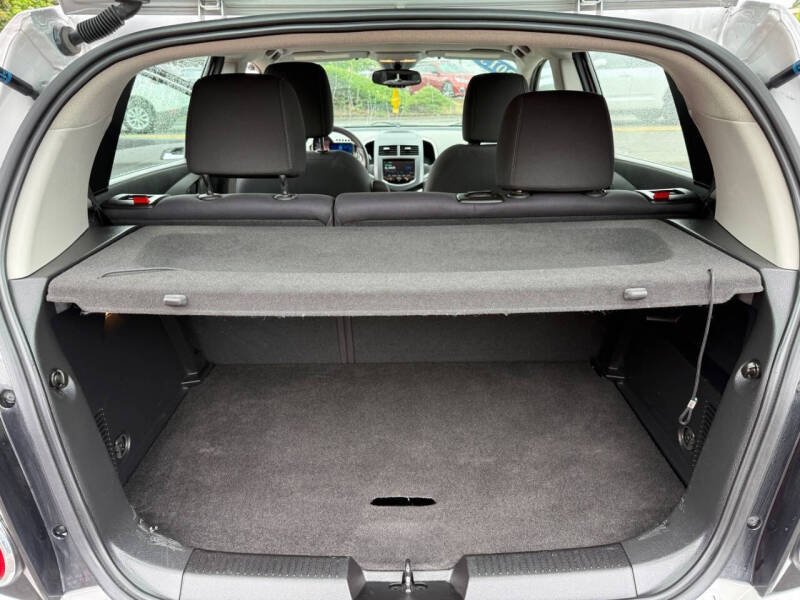 2013 Chevrolet Sonic LT Manual