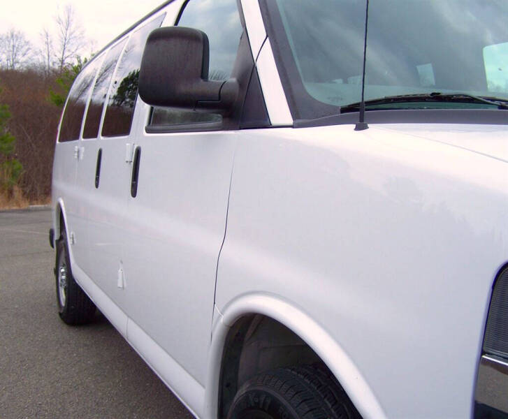 2017 Chevrolet Express LT 2500