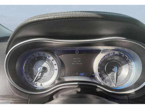 2018 Chrysler 300 Touring L