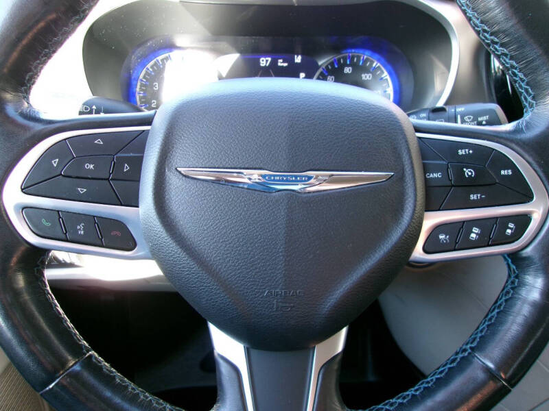 2021 Chrysler Pacifica Touring L