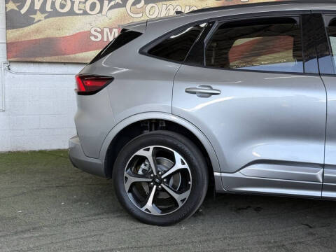 2023 Ford Escape ST-Line Select