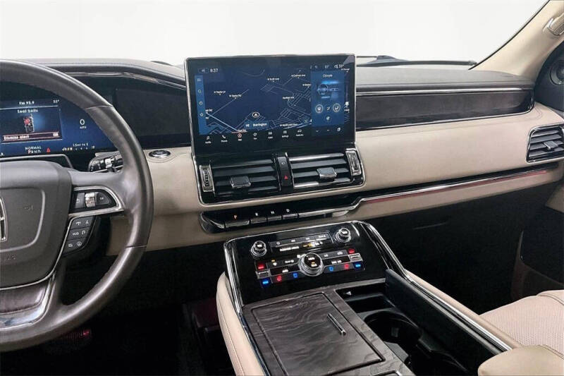 2023 Lincoln Navigator Reserve