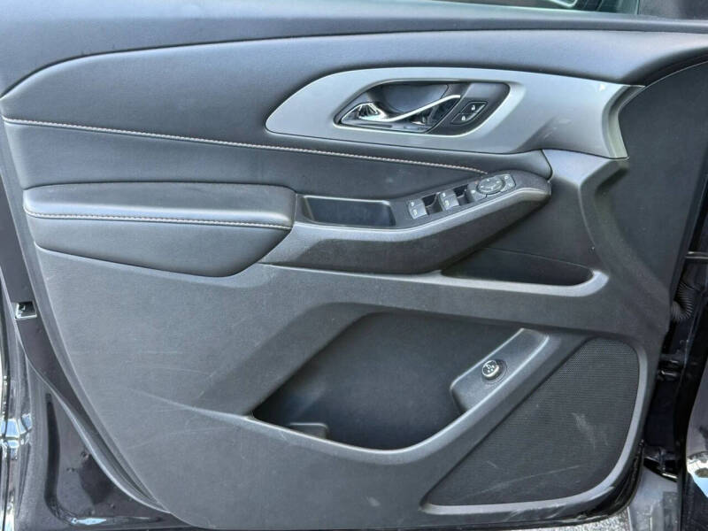2021 Chevrolet Traverse LT Leather