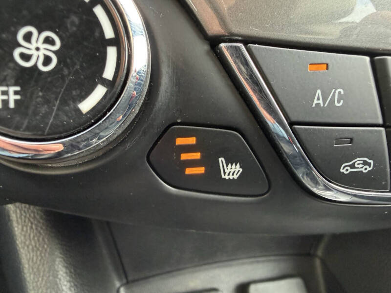 2017 Chevrolet Cruze LT Manual