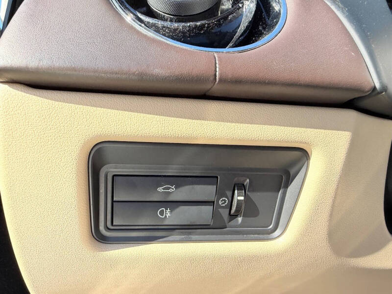 2017 Jaguar XJL Portfolio