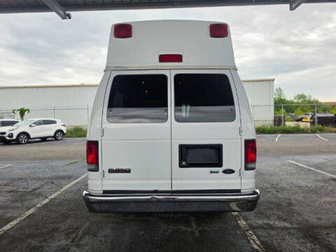 2009 Ford E-Series E-350 SD