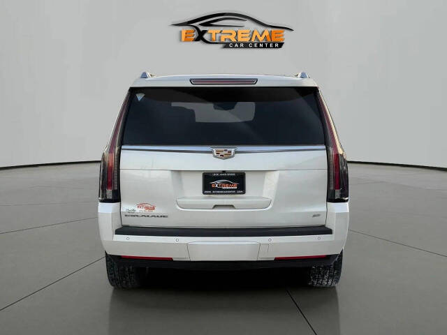 2015 Cadillac Escalade for sale at Extreme Car Center in Detroit, MI