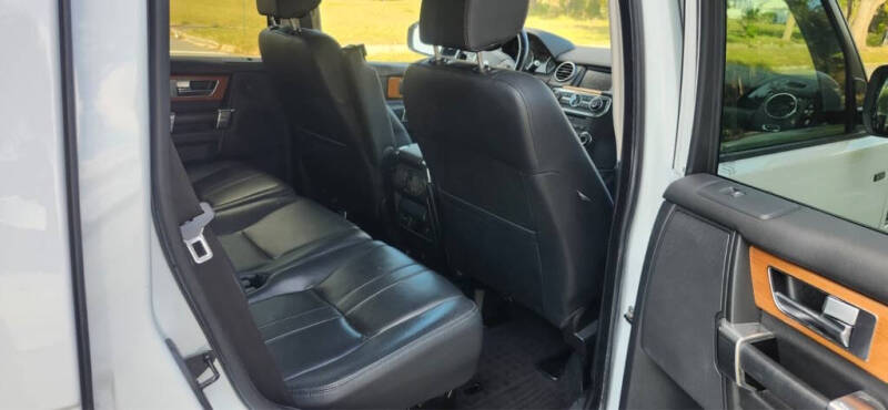 2015 Land Rover LR4 HSE's photo