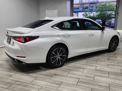 2022 Lexus ES 350