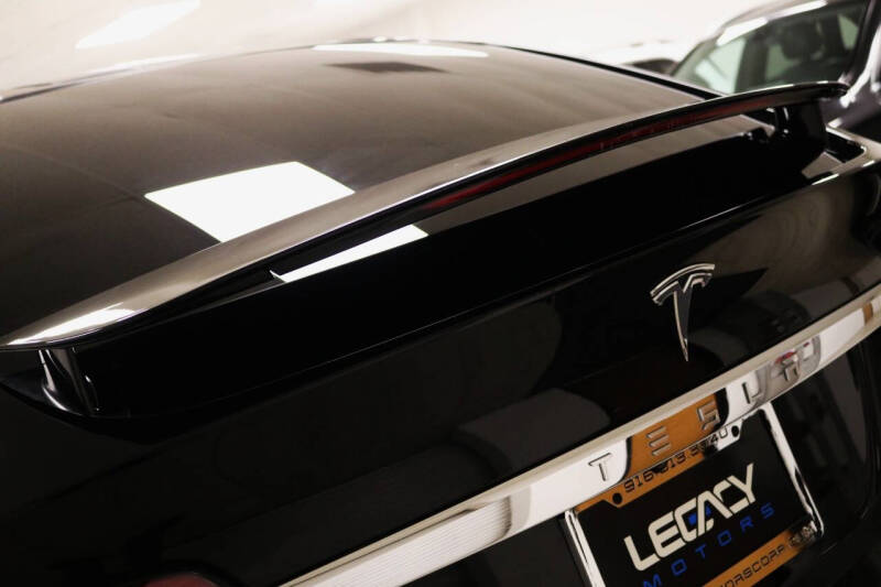 2020 Tesla Model X Long Range