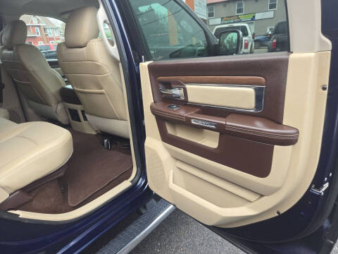 2015 RAM 1500 Laramie