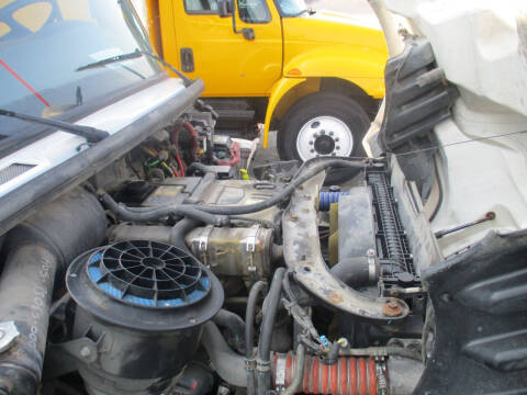 2018 Freightliner M2 106