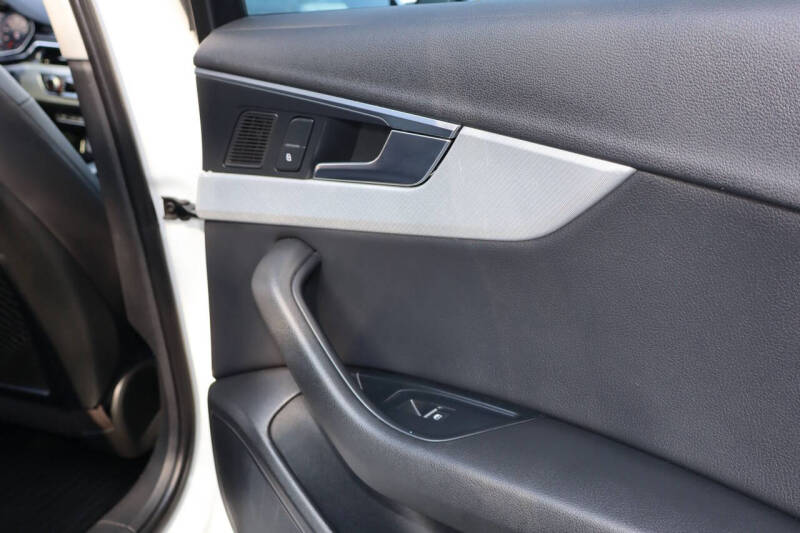 2017 Audi A4 2.0T quattro Premium Plus