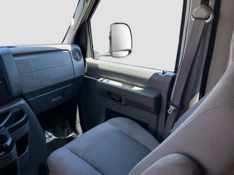 2014 Ford E-Series E-350 SD XLT