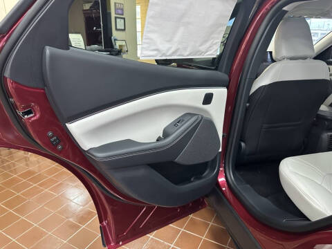 2025 Ford Mustang Mach-E Premium