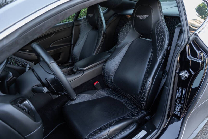 2014 Aston Martin Vanquish