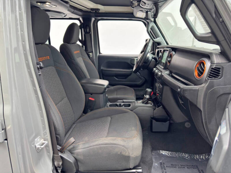 2021 Jeep Gladiator Mojave