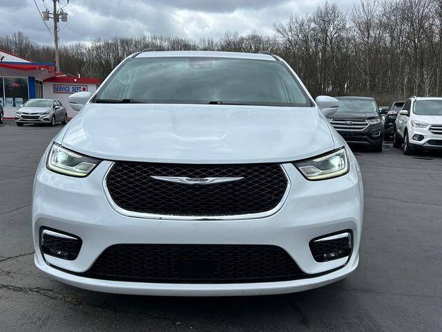 2022 Chrysler Pacifica Touring L