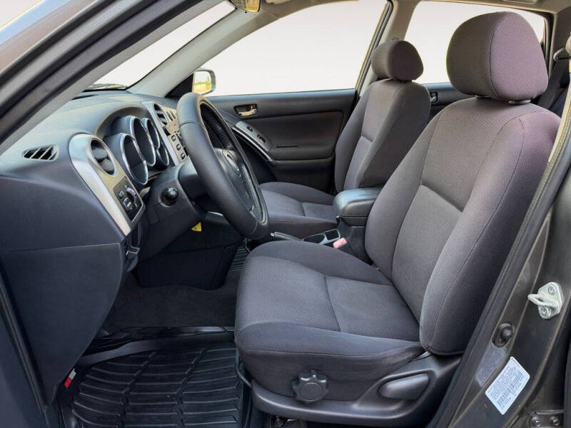 2004 Toyota Matrix