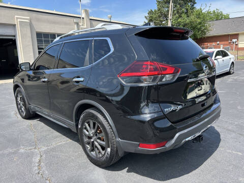 2018 Nissan Rogue SV