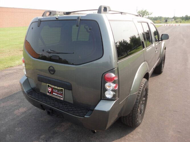 2007 Nissan Pathfinder LE