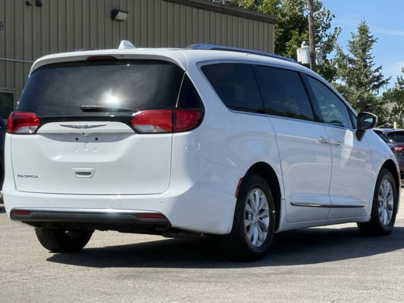 2018 Chrysler Pacifica Touring L