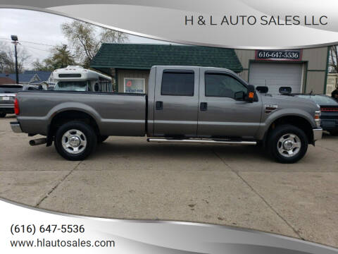 2010 Ford F-250 Super Duty for sale at H & L AUTO SALES LLC in Wyoming MI