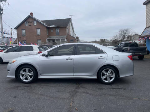 2014 Toyota Camry SE