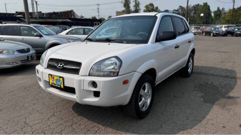 2007 Hyundai Tucson for sale at ALPINE MOTORS in Milwaukie OR