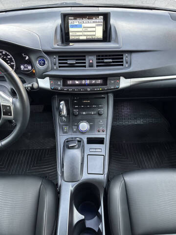 2012 Lexus CT 200h Premium