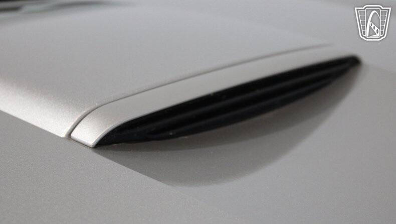 2004 Ford Thunderbird Deluxe