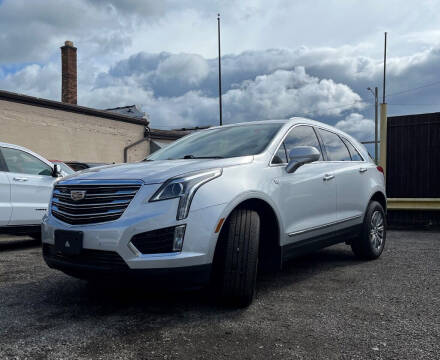 2018 Cadillac XT5 for sale at Long & Sons Auto Sales in Detroit MI